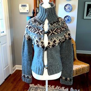Abercrombie and Fitch Vintage Fair Isle Sweater Medium gray brown cream